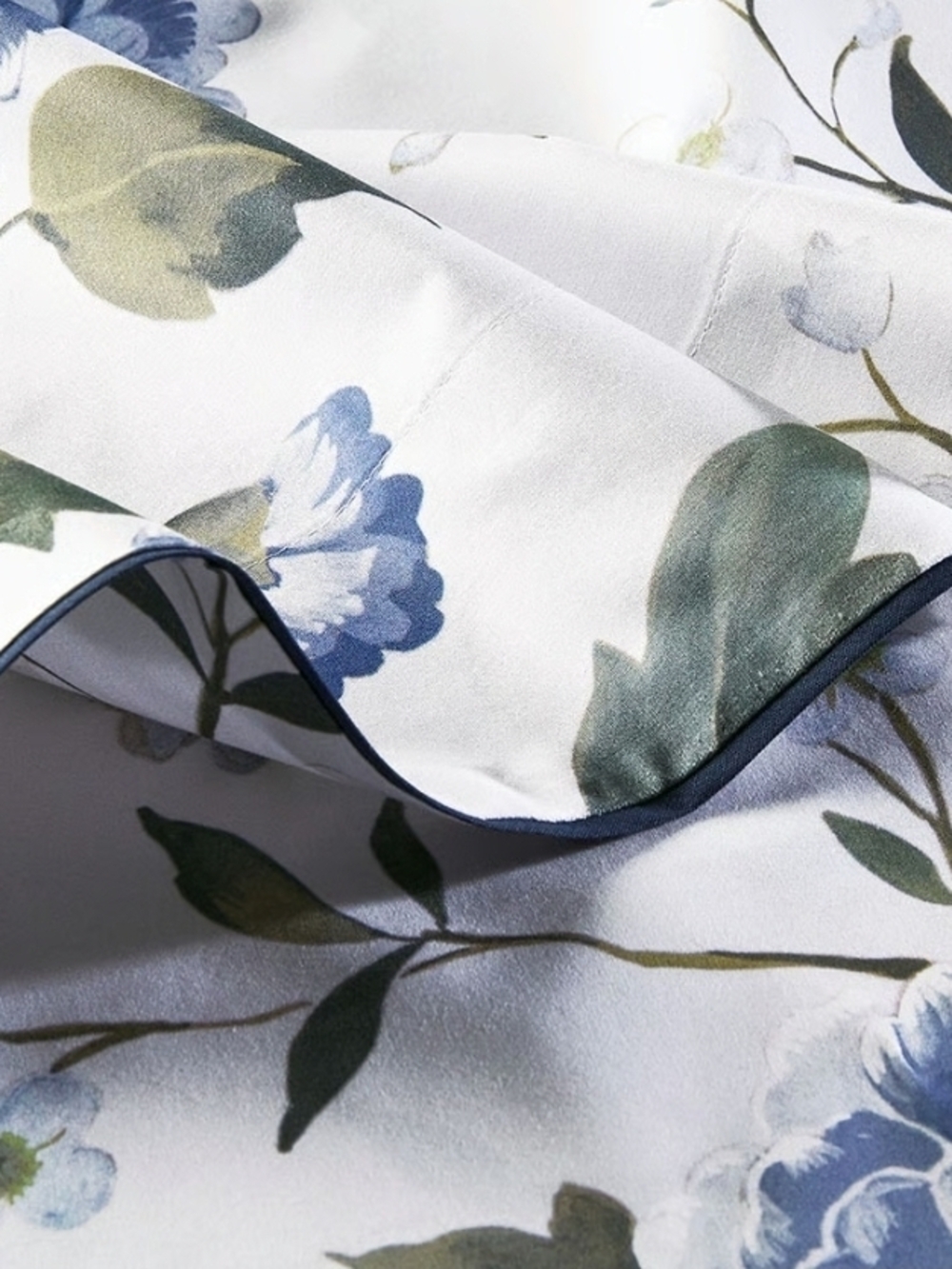 Anne de Solene Flat Sheet Amboise Hydrangea Cotton Sz King $320, New!